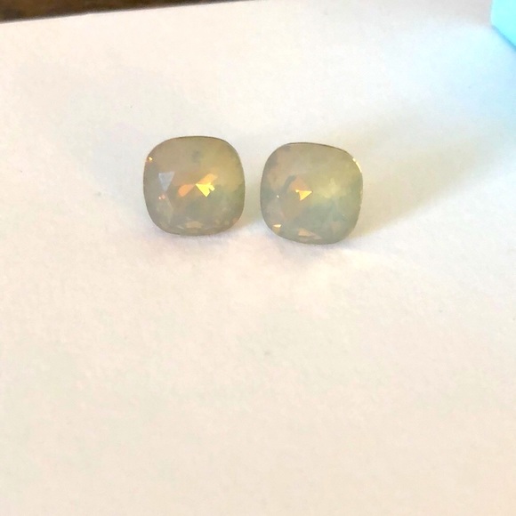 Gray Opal Cushion Cut Crystal Earrings - Picture 2 of 8